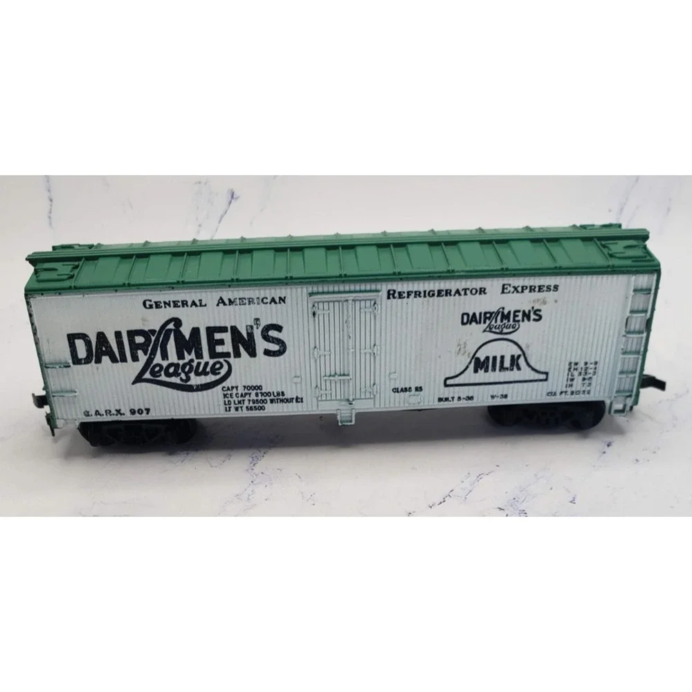 Tyco HO Scale Vintage Dairymen's League Refrigerator Car GARX 907
